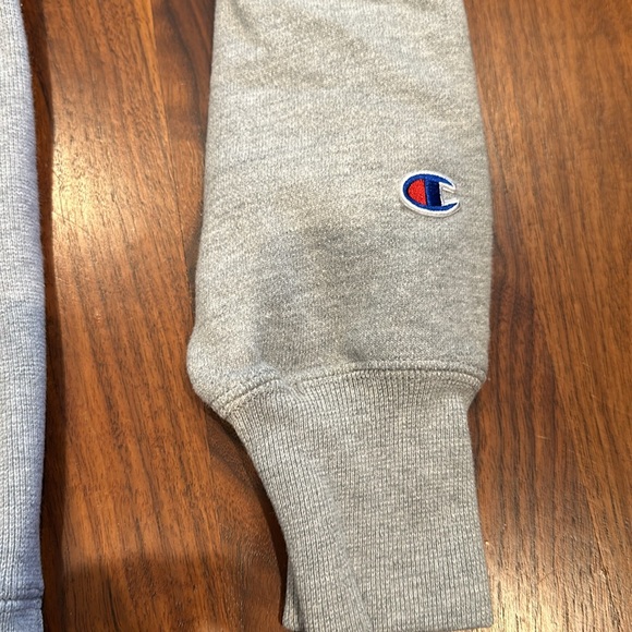 Champion Reverse Weave Gray Hoodie Size Medium - Picture 6 of 6